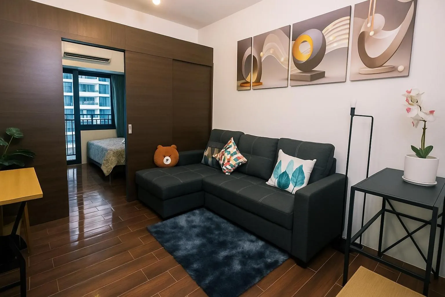 Апартаменты The Giggle Spot Cozy Makati Hideaway Pool & Gym 2270 Манила Филиппины