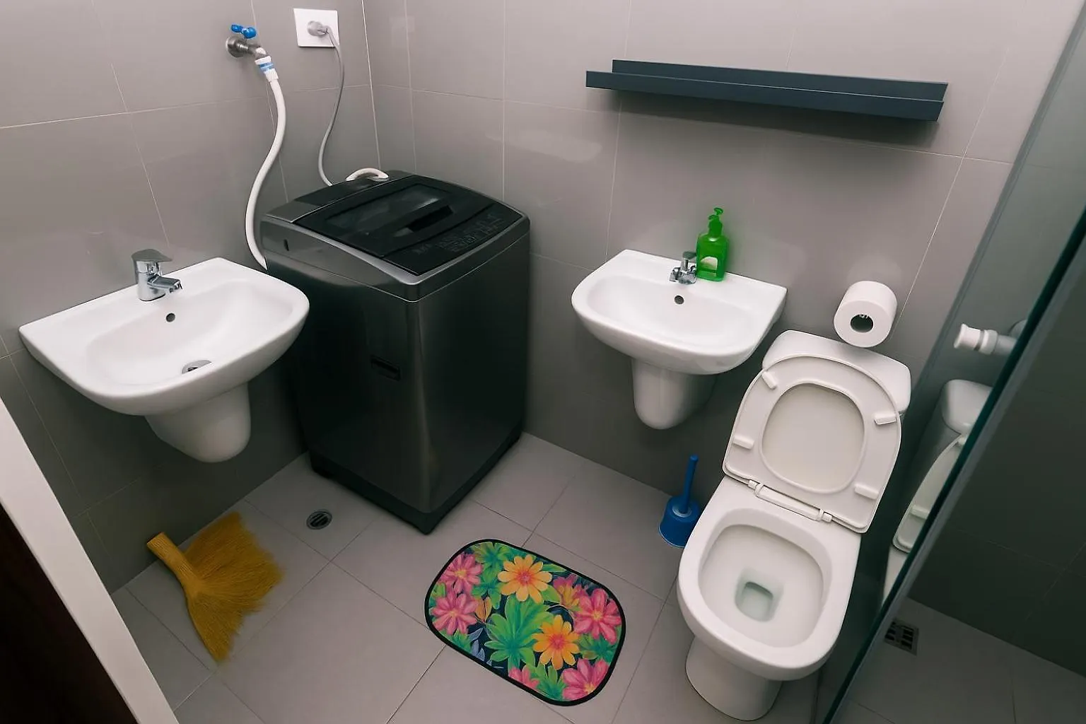 The Giggle Spot Cozy Makati Hideaway Pool & Gym 2270 Apartment Manila